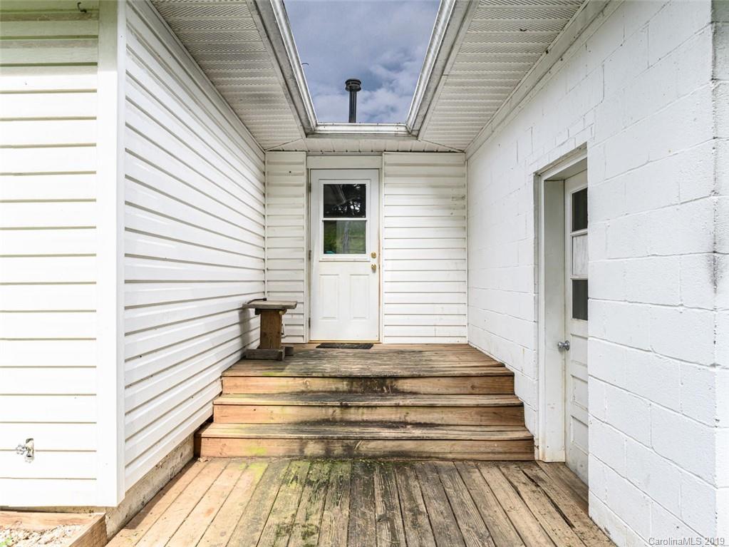 142 White Pine Drive Asheville NC 28805