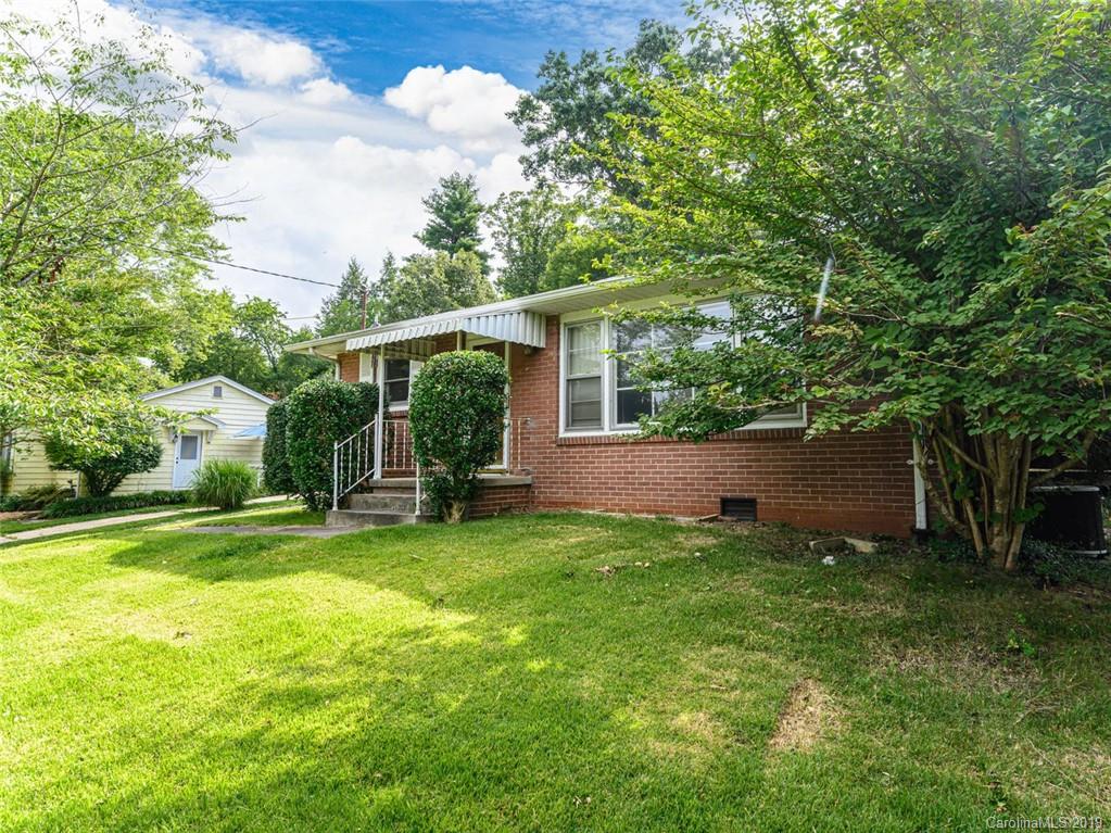 142 White Pine Drive Asheville NC 28805