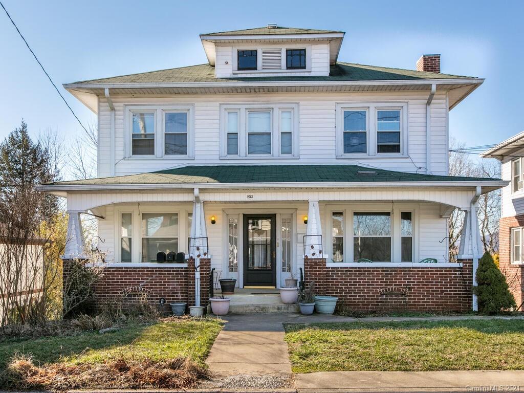 253 Riverview Drive Asheville NC 28806