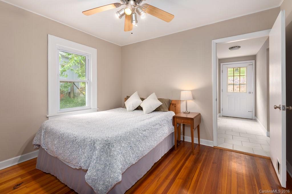 7 Killian Lane Asheville NC 28804