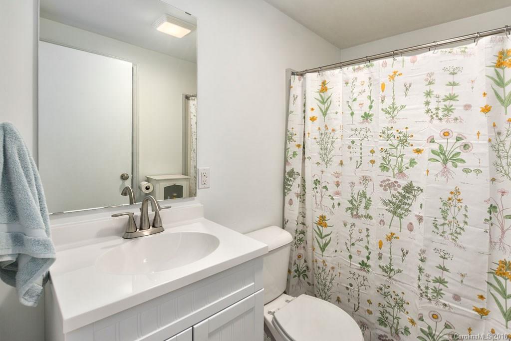 7 Killian Lane Asheville NC 28804
