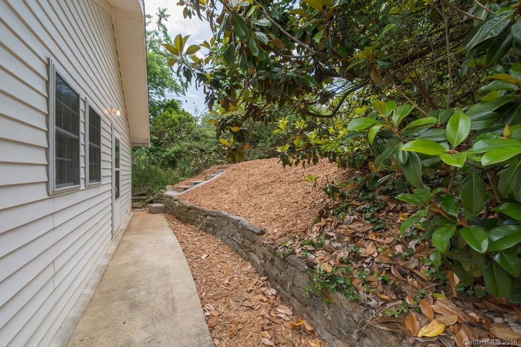 7 Killian Lane Asheville NC 28804