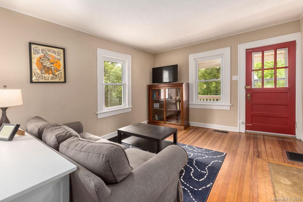 7 Killian Lane Asheville NC 28804