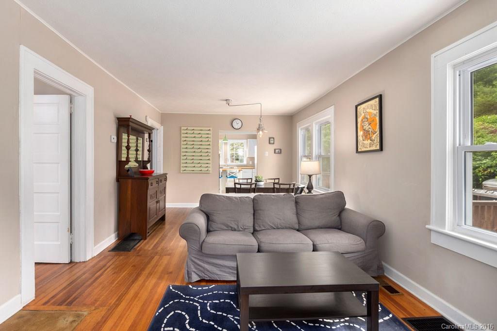 7 Killian Lane Asheville NC 28804