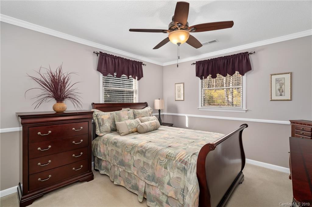 25 Buck Acres Drive Asheville NC 28806