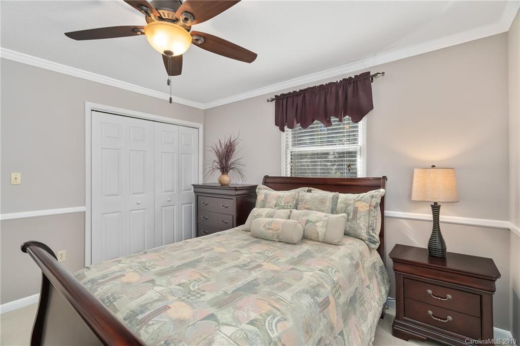 25 Buck Acres Drive Asheville NC 28806