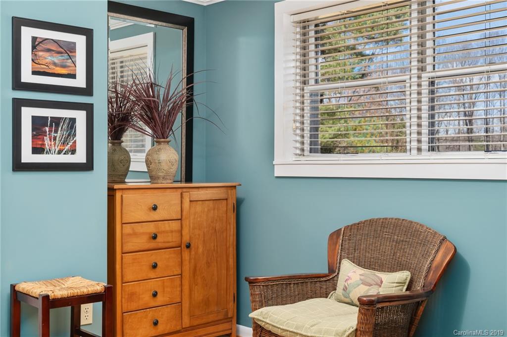 25 Buck Acres Drive Asheville NC 28806