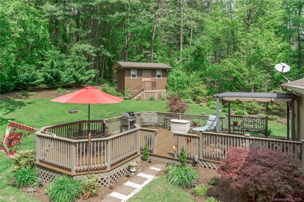 25 Buck Acres Drive Asheville NC 28806