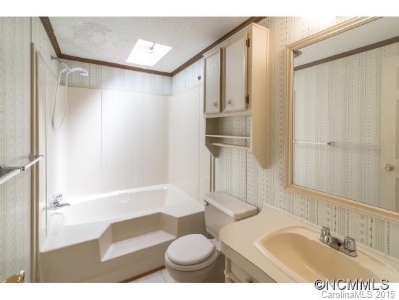 257 Laurelwood Lane Mills River NC 28759