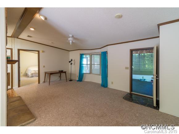 257 Laurelwood Lane Mills River NC 28759