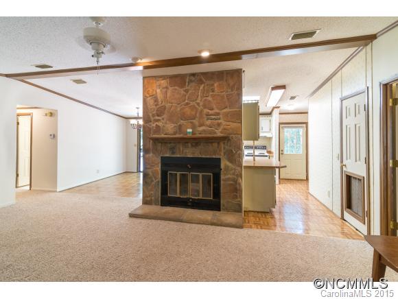 257 Laurelwood Lane Mills River NC 28759
