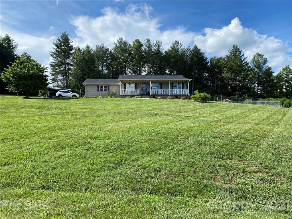 24 Moser Circle Taylorsville NC 28681