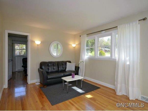 8 Pheasant Drive Asheville NC 28803