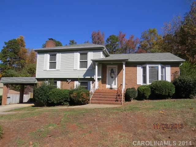 801 Riverwood Road Charlotte NC 28270