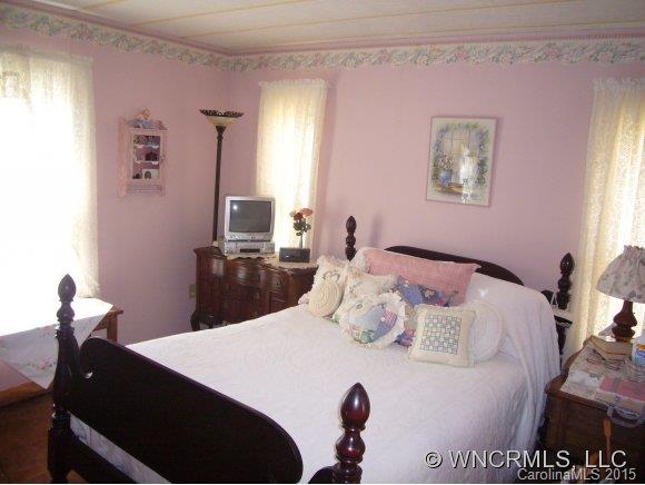 604 Turkey Creek Terrace Leicester NC 28748