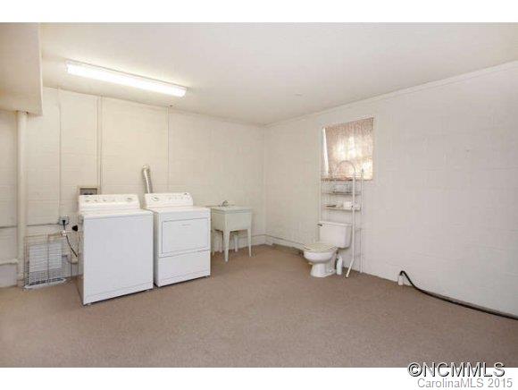 38 Union Chapel Road Weaverville NC 28787