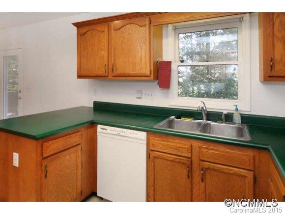 38 Union Chapel Road Weaverville NC 28787