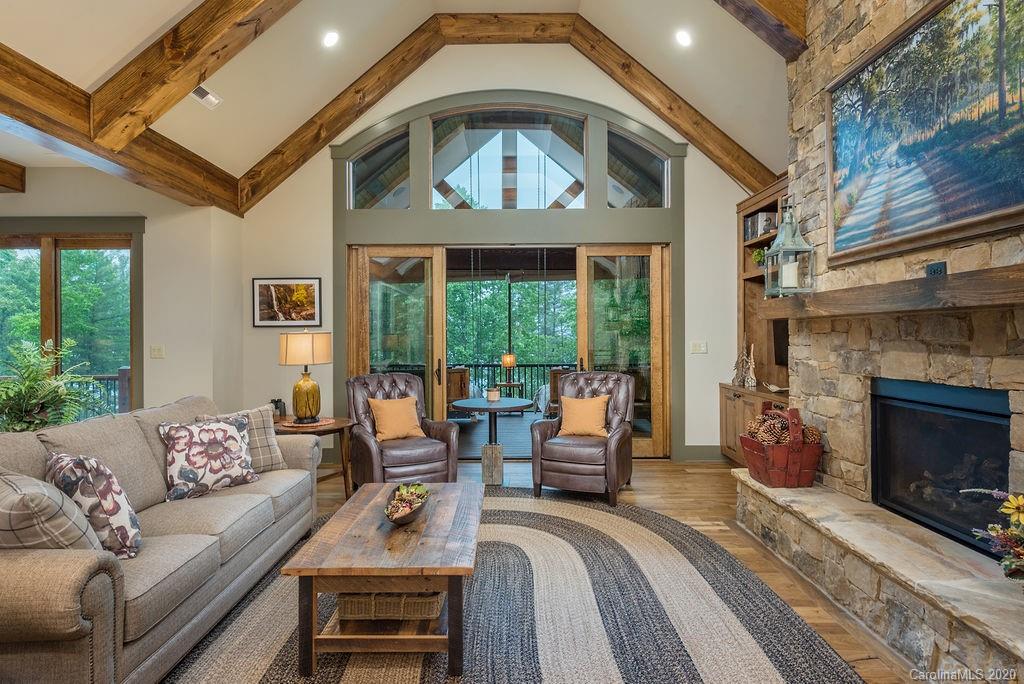 1643 Old Dry Creek Road Morganton NC 28655
