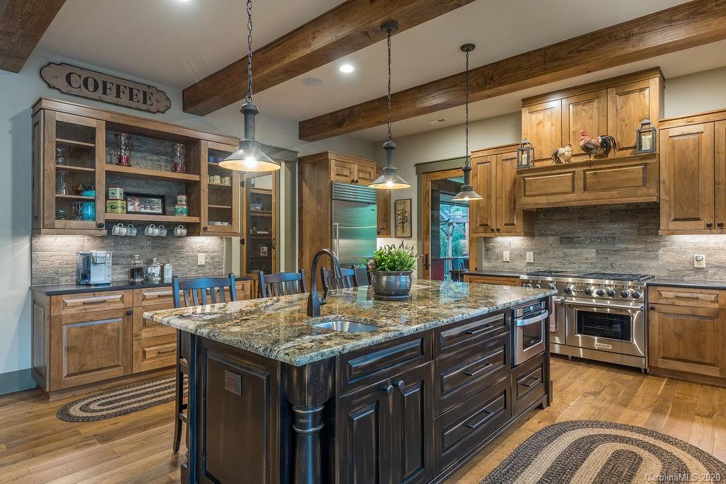 1643 Old Dry Creek Road Morganton NC 28655