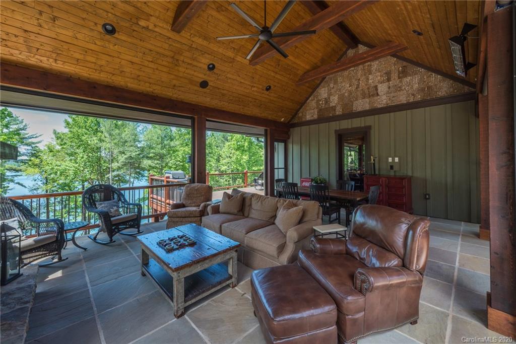 1643 Old Dry Creek Road Morganton NC 28655