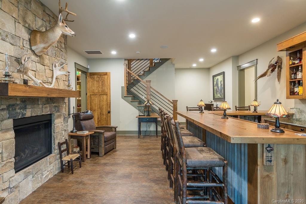 1643 Old Dry Creek Road Morganton NC 28655