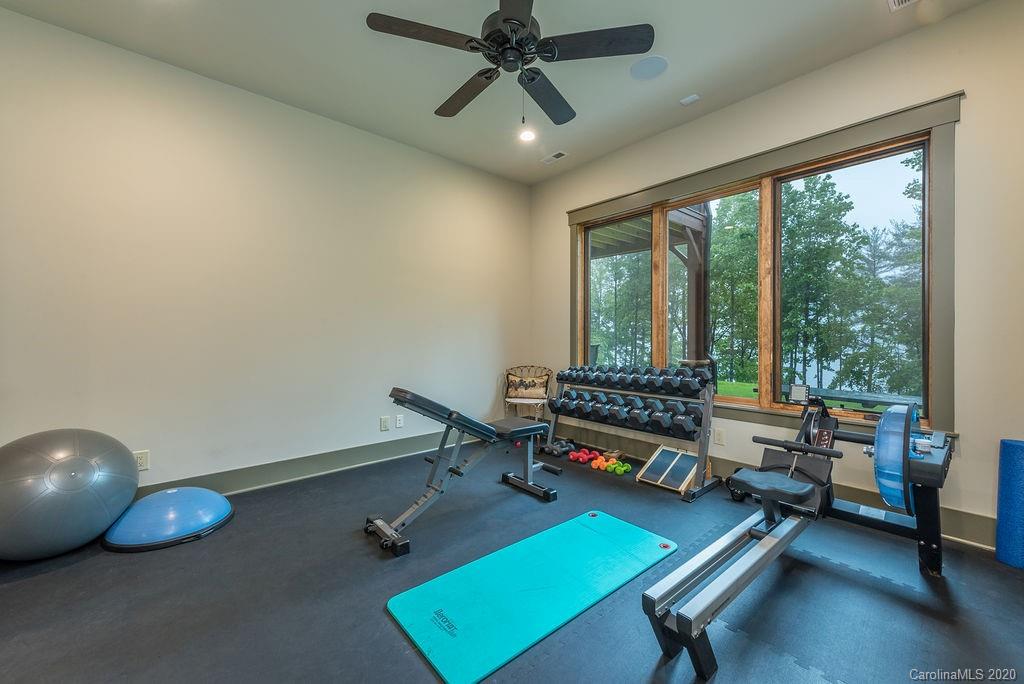 1643 Old Dry Creek Road Morganton NC 28655