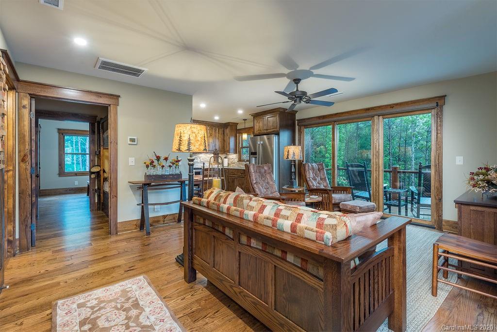 1643 Old Dry Creek Road Morganton NC 28655