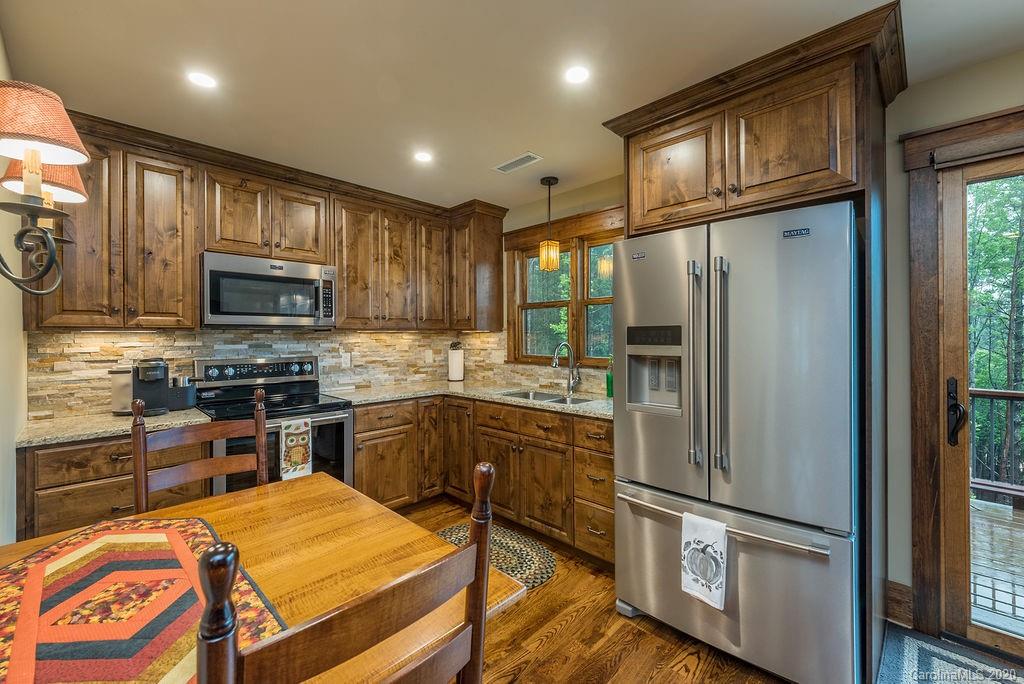 1643 Old Dry Creek Road Morganton NC 28655