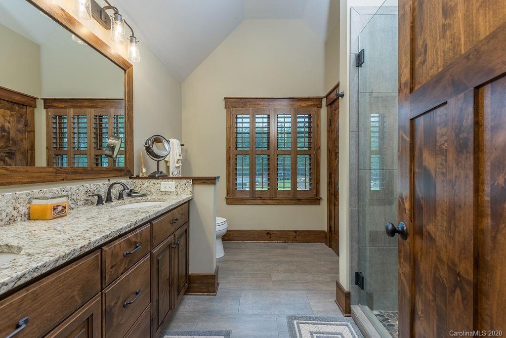 1643 Old Dry Creek Road Morganton NC 28655