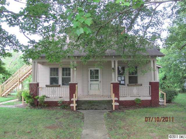 110 School Street Cleveland NC 27013