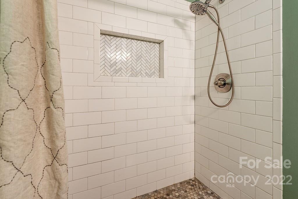 380 Pearson Drive Asheville NC 28801