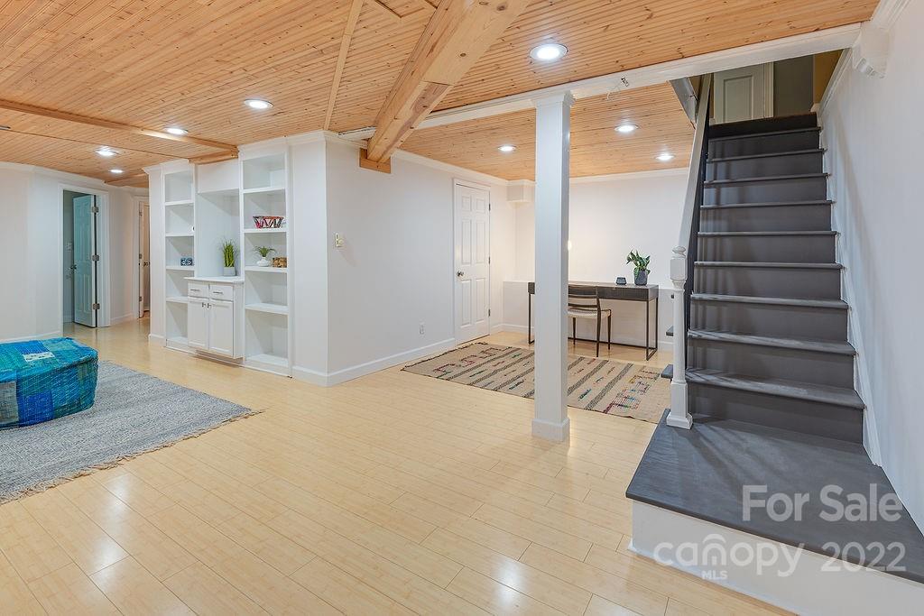 380 Pearson Drive Asheville NC 28801