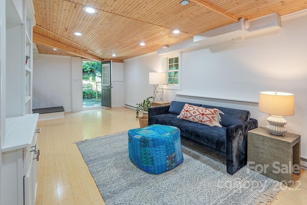 380 Pearson Drive Asheville NC 28801