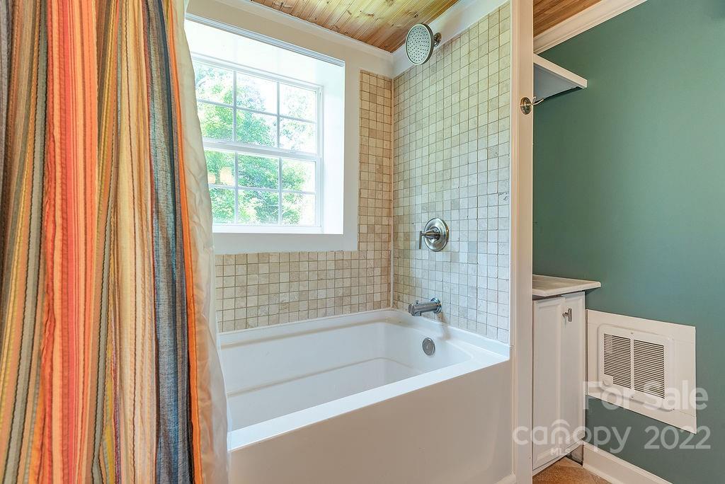 380 Pearson Drive Asheville NC 28801