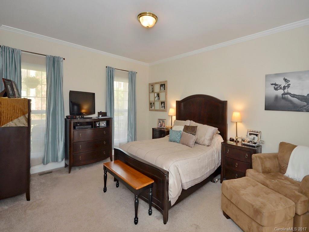 48 W Fairway Drive Etowah NC 28729