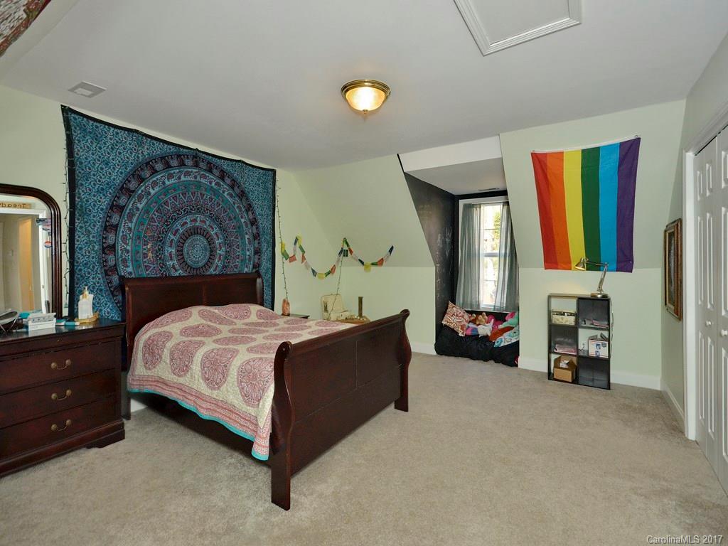 48 W Fairway Drive Etowah NC 28729