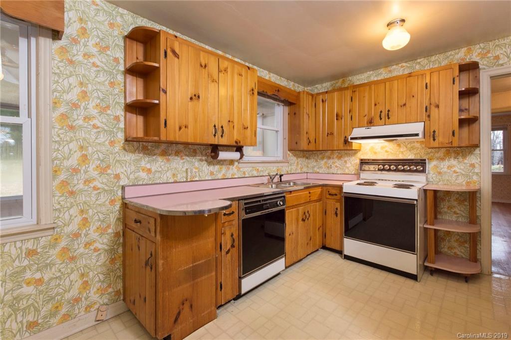 39 Chester Place Asheville NC 28806