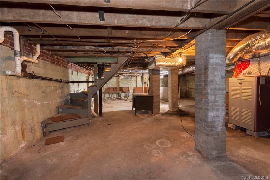 39 Chester Place Asheville NC 28806