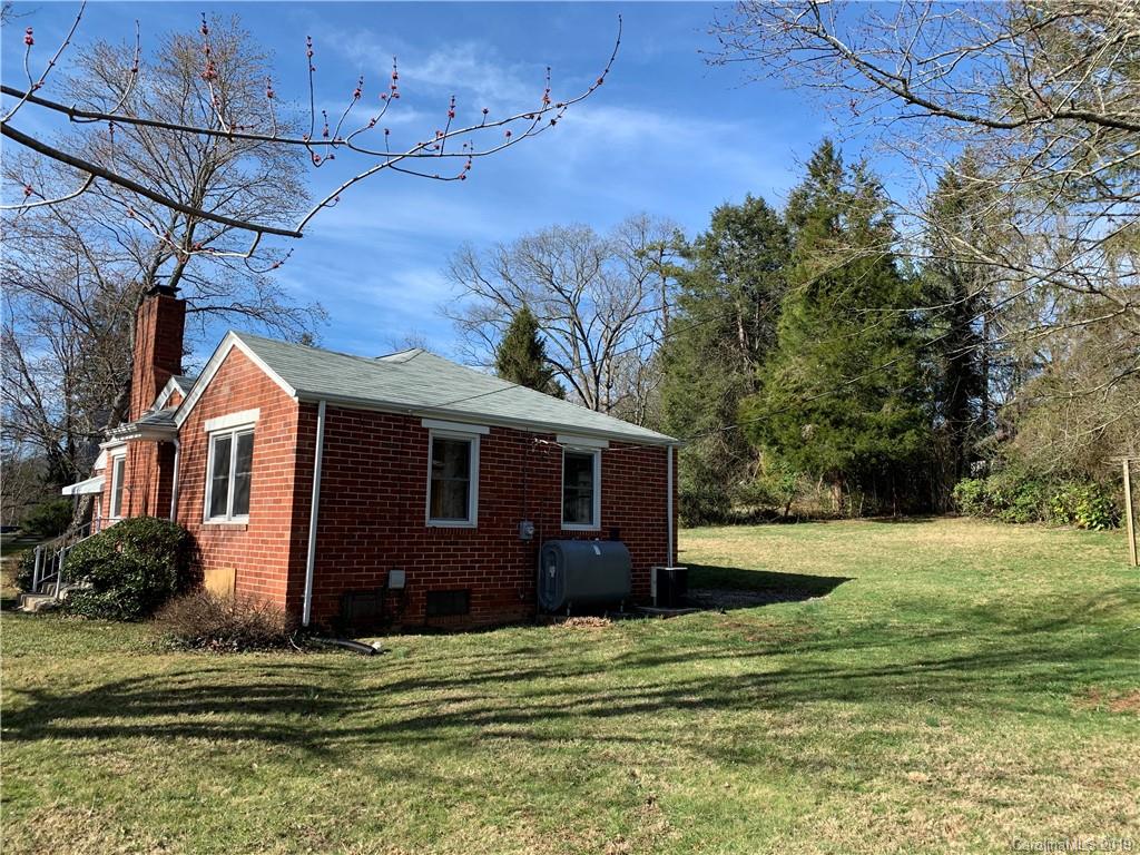 39 Chester Place Asheville NC 28806