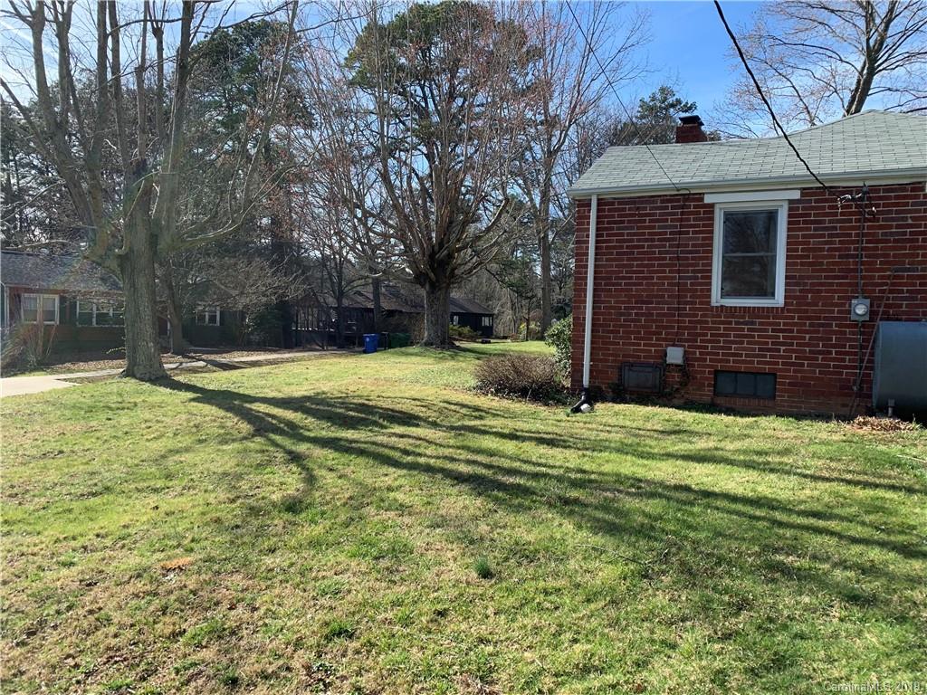 39 Chester Place Asheville NC 28806