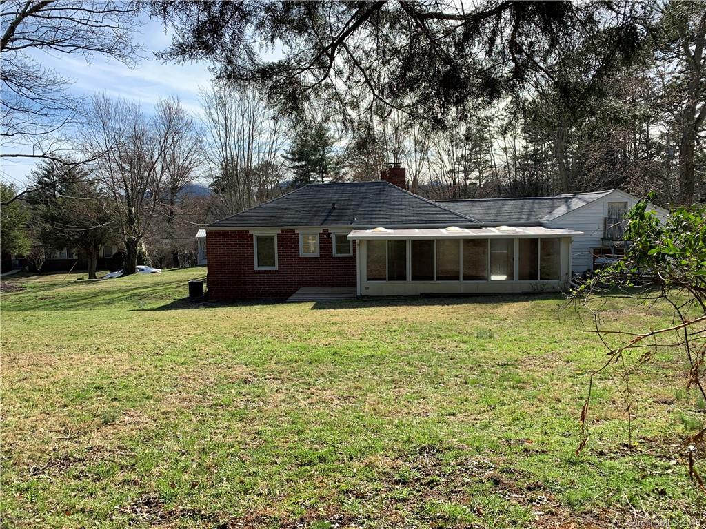 39 Chester Place Asheville NC 28806