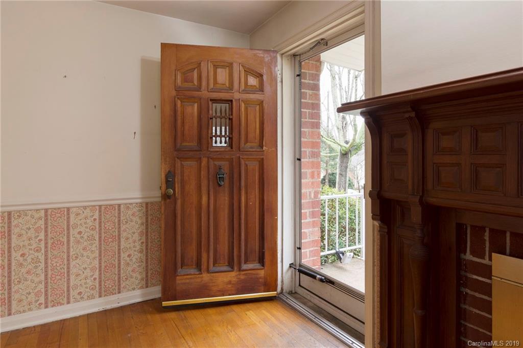 39 Chester Place Asheville NC 28806