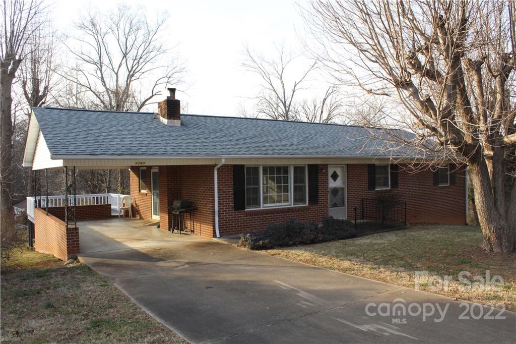 2292 Crestview Street Morganton NC 28655