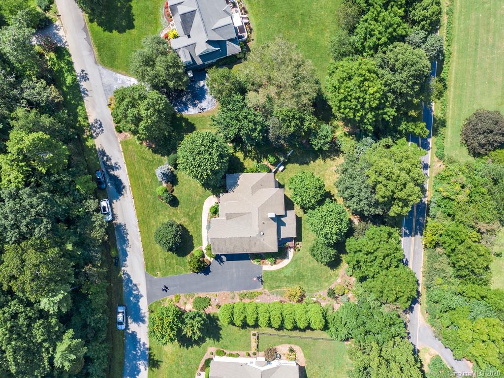 112 Twin Courts Drive Weaverville NC 28787