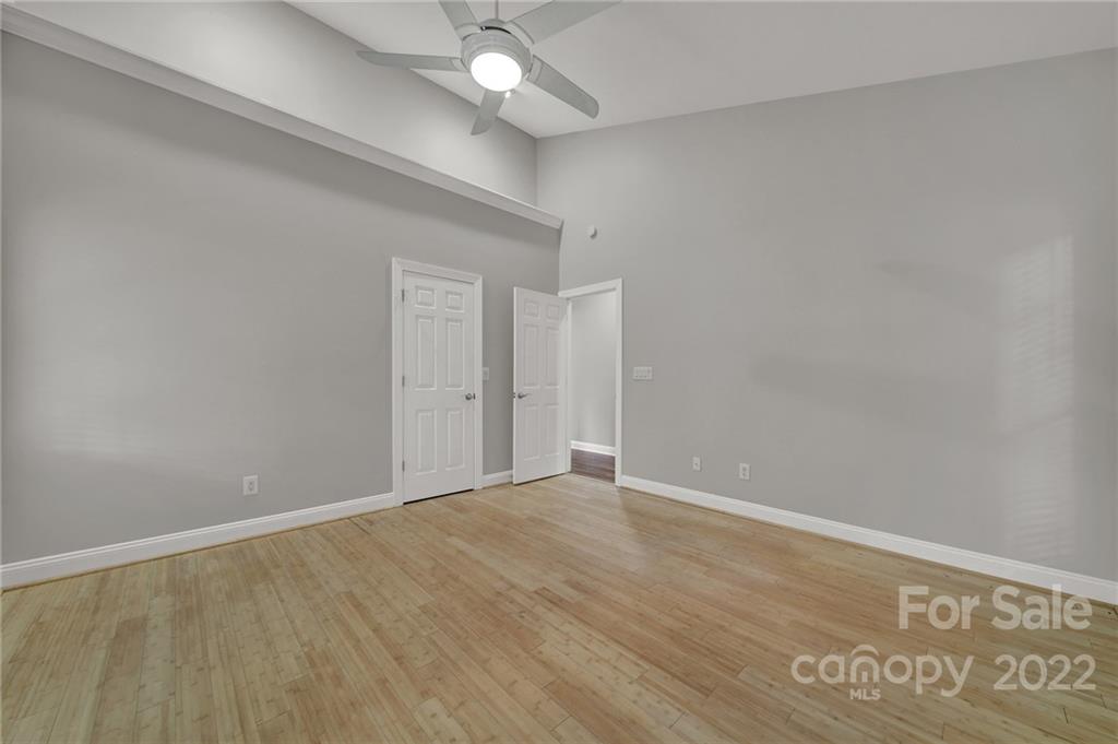 1437 Runnymede Lane Charlotte NC 28211