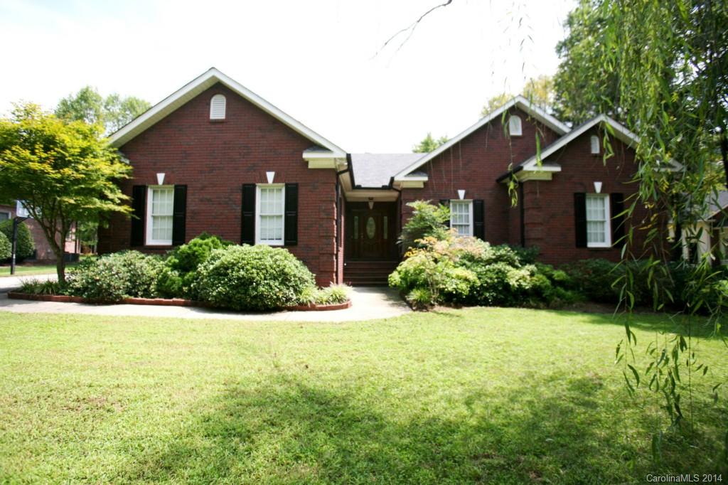 1492 Saint Annes Court NW Concord NC 28027