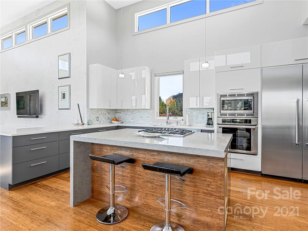 70 Park Avenue N Asheville NC 28801