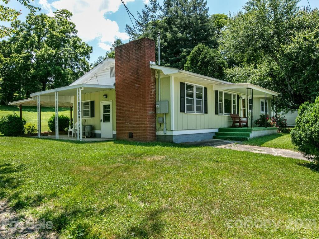 1190 Crymes Cove Road Waynesville NC 28786