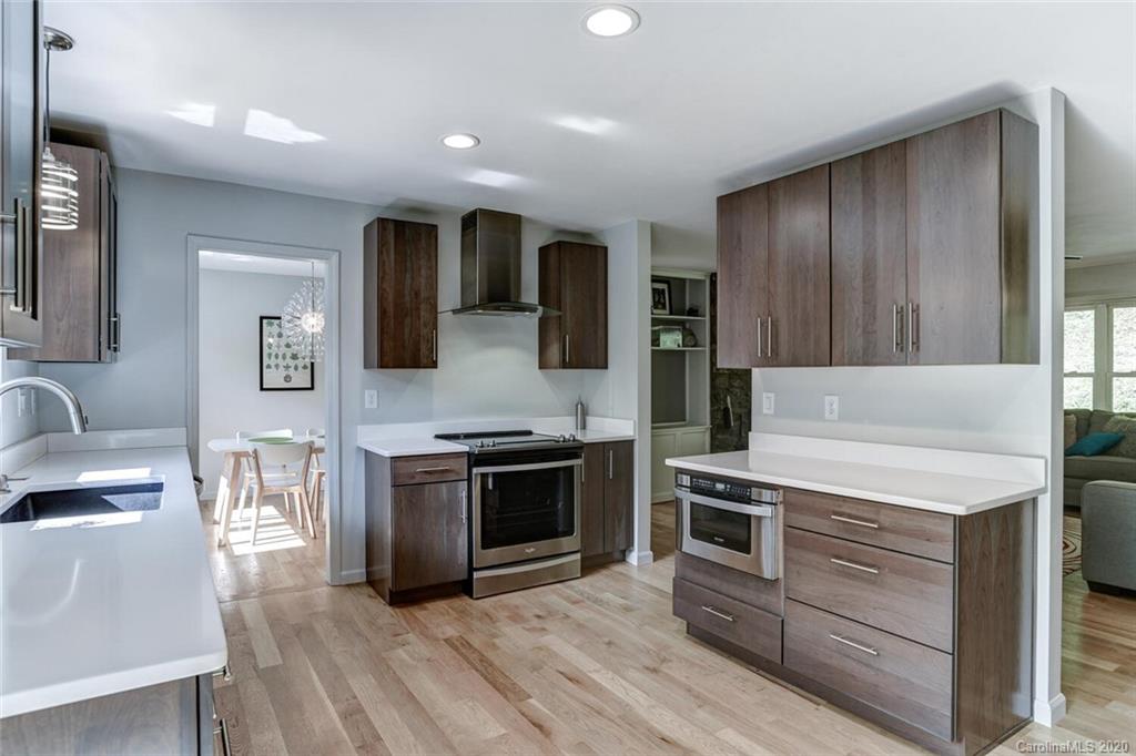 85 Fox Den Road Asheville NC 28805