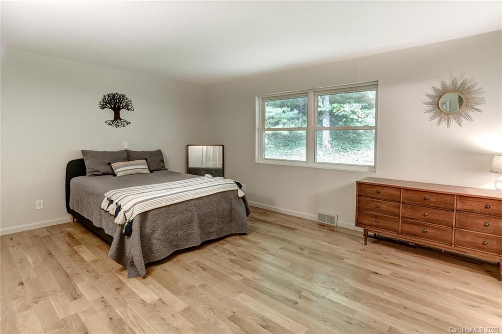 85 Fox Den Road Asheville NC 28805